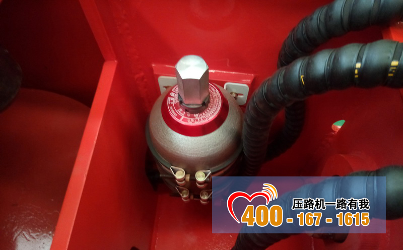 沖擊式壓路機蓄能器 沖擊式壓路機蓄能器