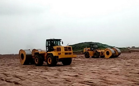 沖擊式壓路機 沖擊式壓路機