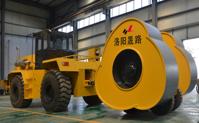 沖擊壓路機 沖擊壓路機