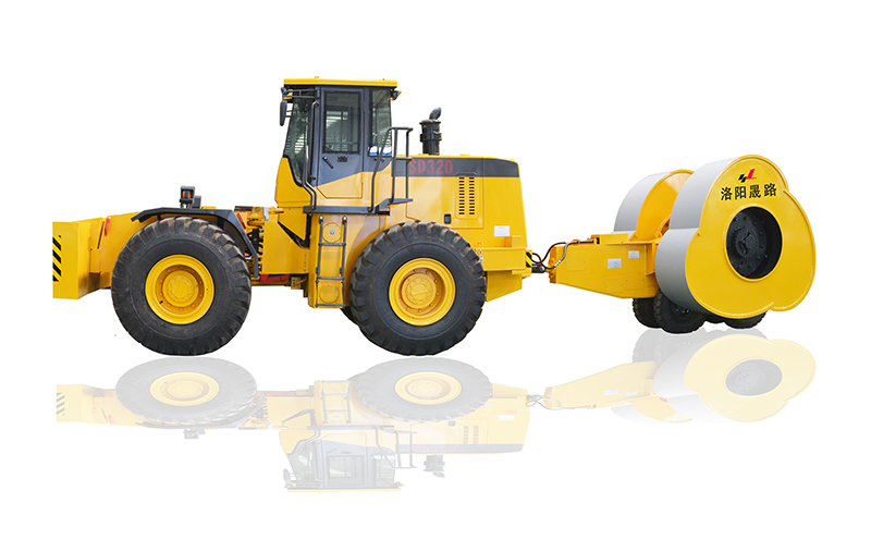 沖擊壓路機(jī)牽引車(chē) 沖擊壓路機(jī)牽引車(chē)