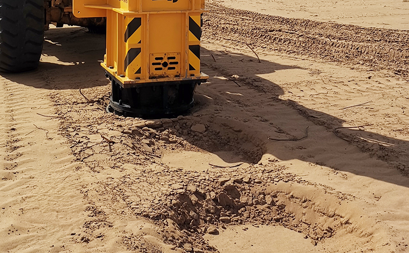 液壓夯實(shí)機(jī) 液壓夯實(shí)機(jī)